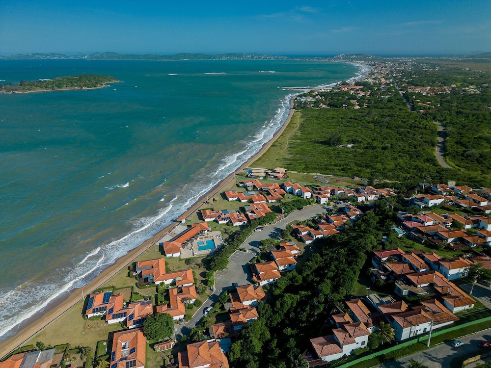 Bz60 Casa em condomínio pé na areia