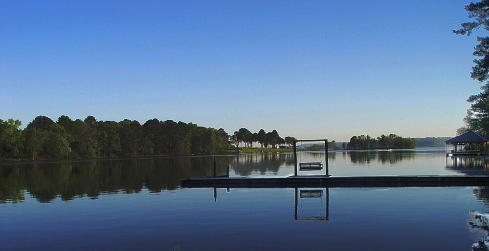 Frankston Home W/deck Fishing on Lake Palestine! - Property Image 10