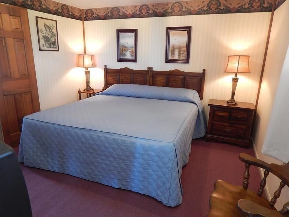 Leona's Motel