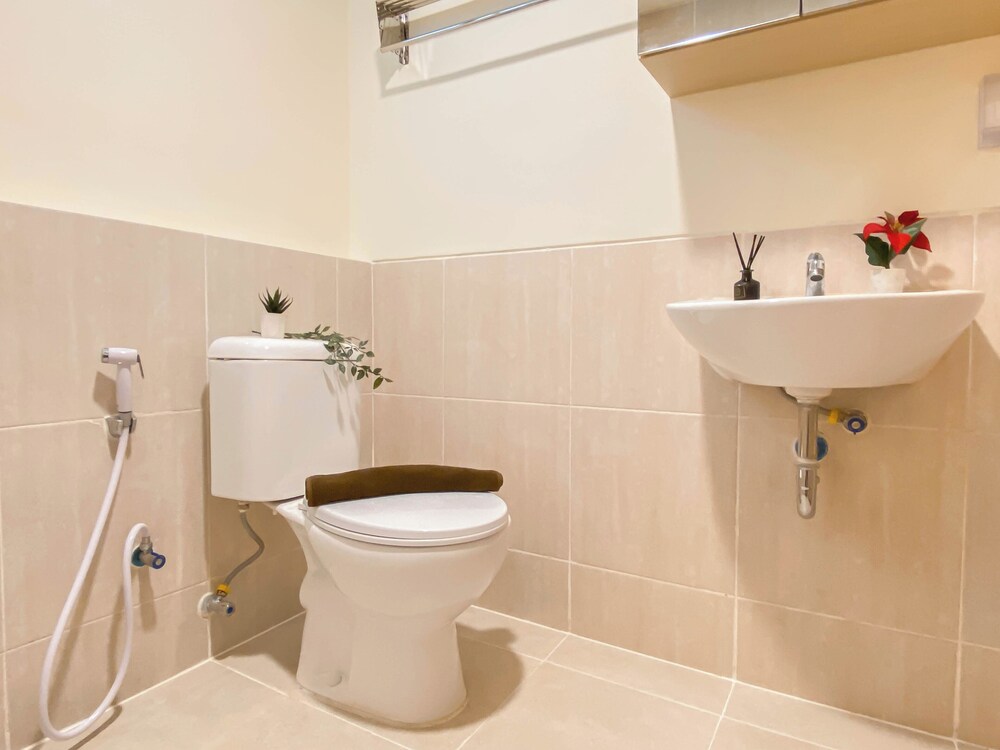 Warm Neutral 2Br At Meikarta Apartment