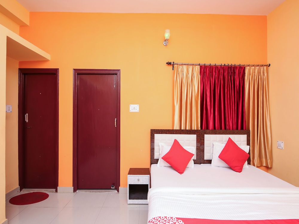 OYO Flagship 13524 Swapan Guest House
