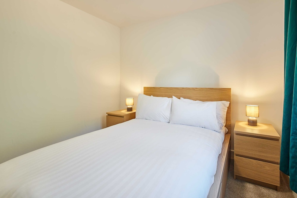 Host Stay Aronora Guest House