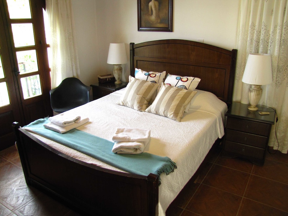 Webooking Theodora Villa view 5