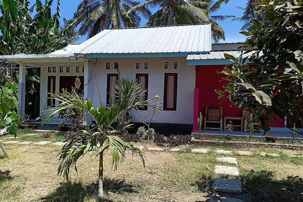 OYO 1662 Zury Homestay