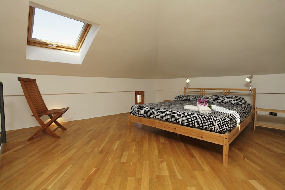 Villa Venere, 6 Bedrooms 5 Bathrooms, Private Pool and sea view 3
