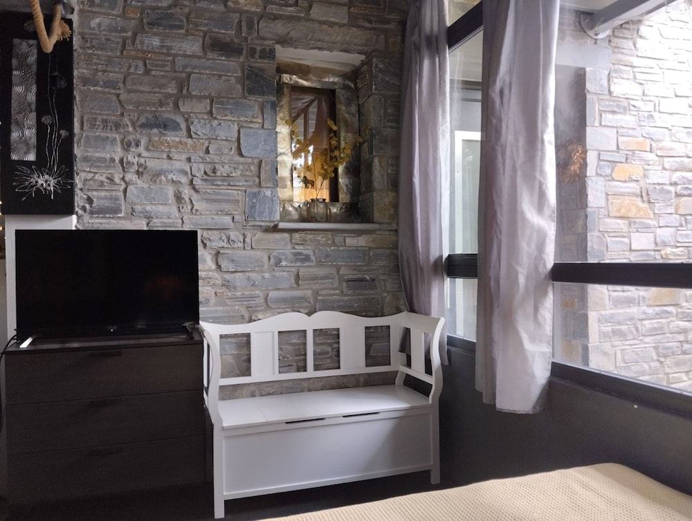 Mona Lisa Guest House