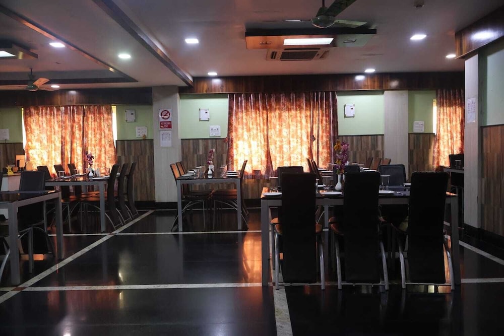 Hotel MIPL