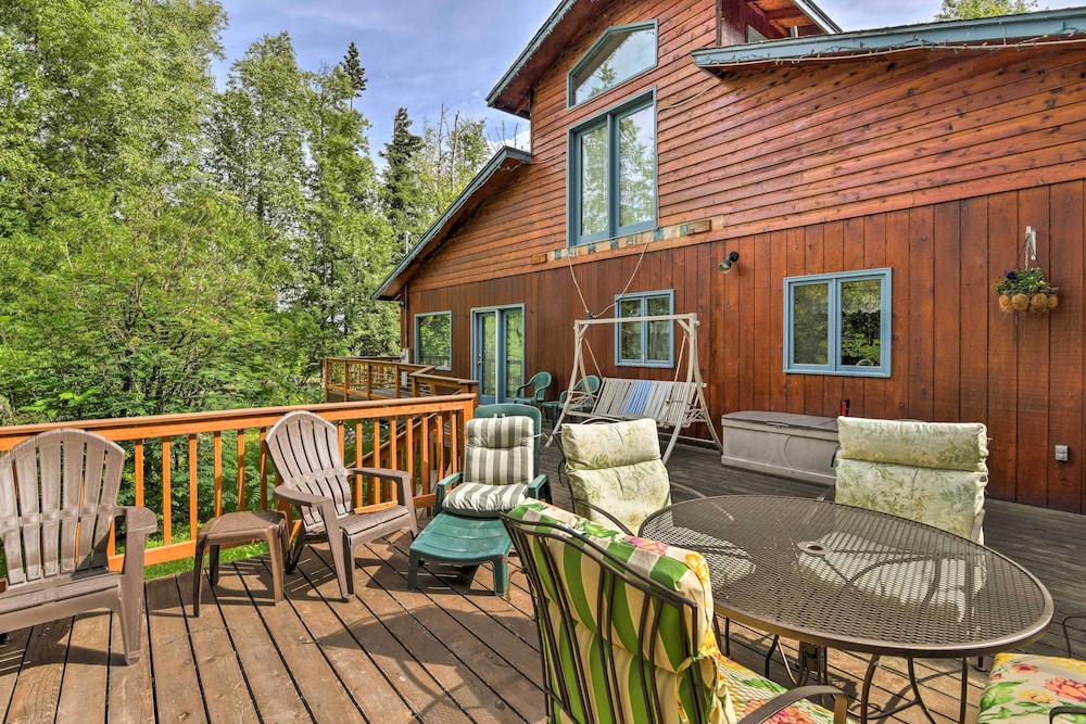 Wasilla Home on Memory Lake w/ Mountain Views! view 2