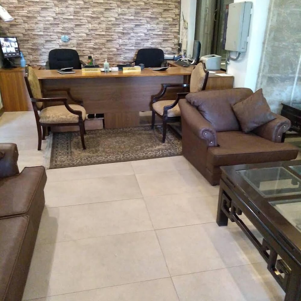 Elite Lodge Guest House view 2