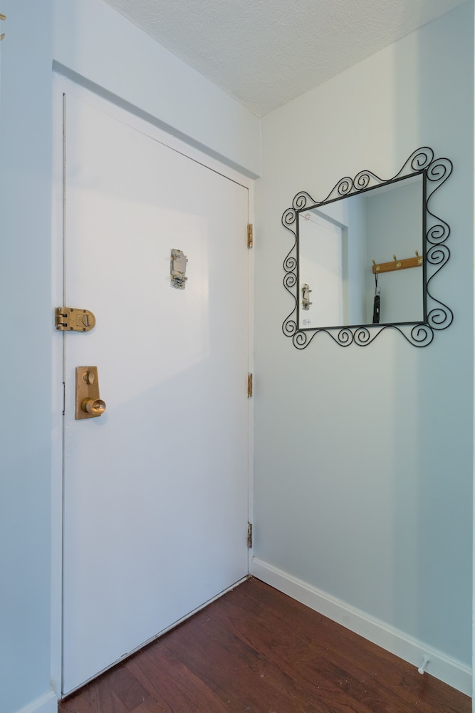 Boston Vacations - Harvard Square Apartments by Next Star - Property Image 4