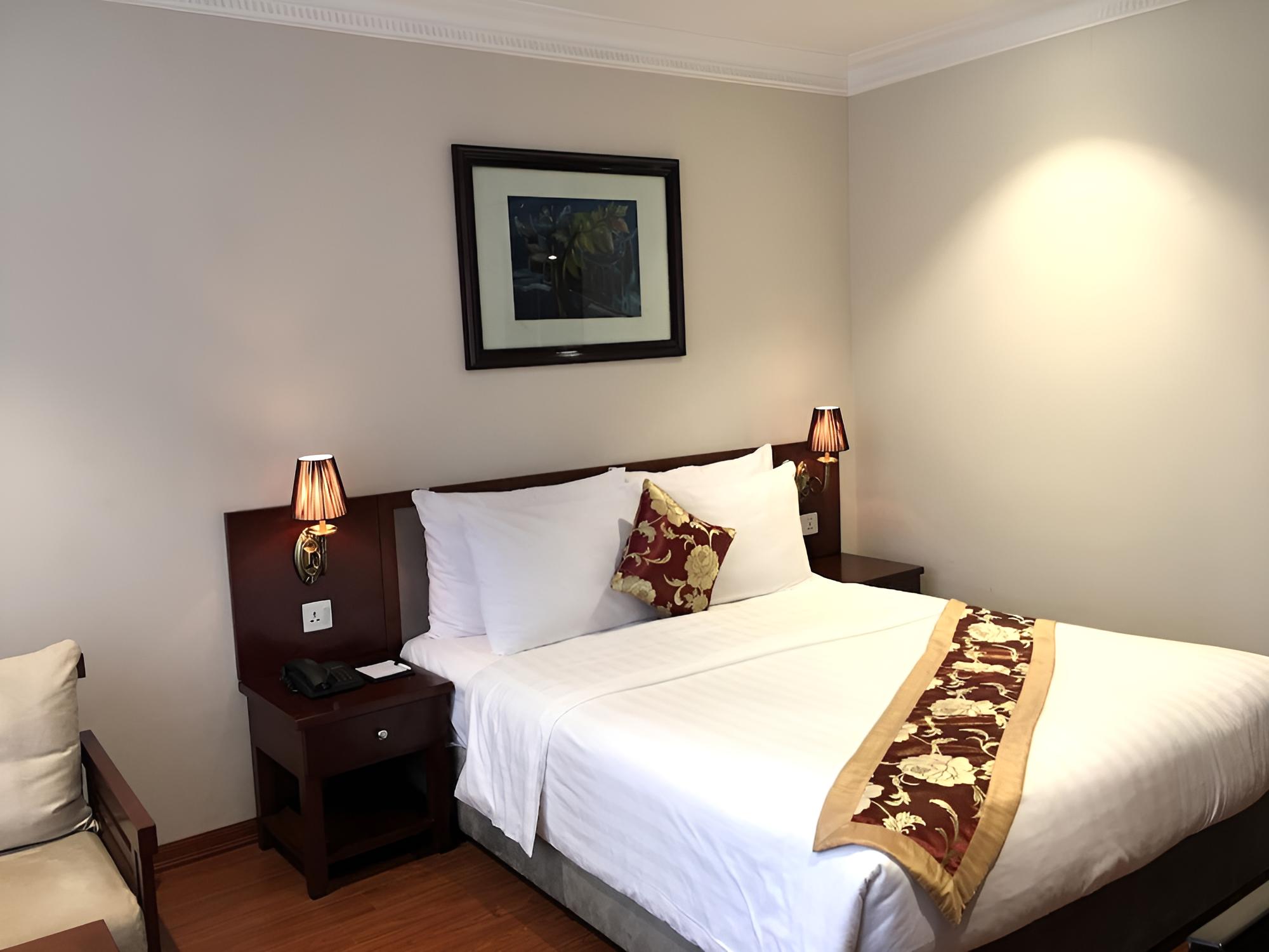 Mon Regency Hotel