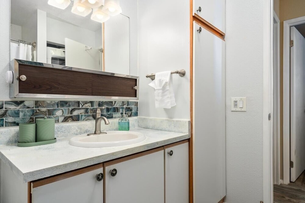 Big Island Fairway Terrace A-202 2 Bedroom Condo