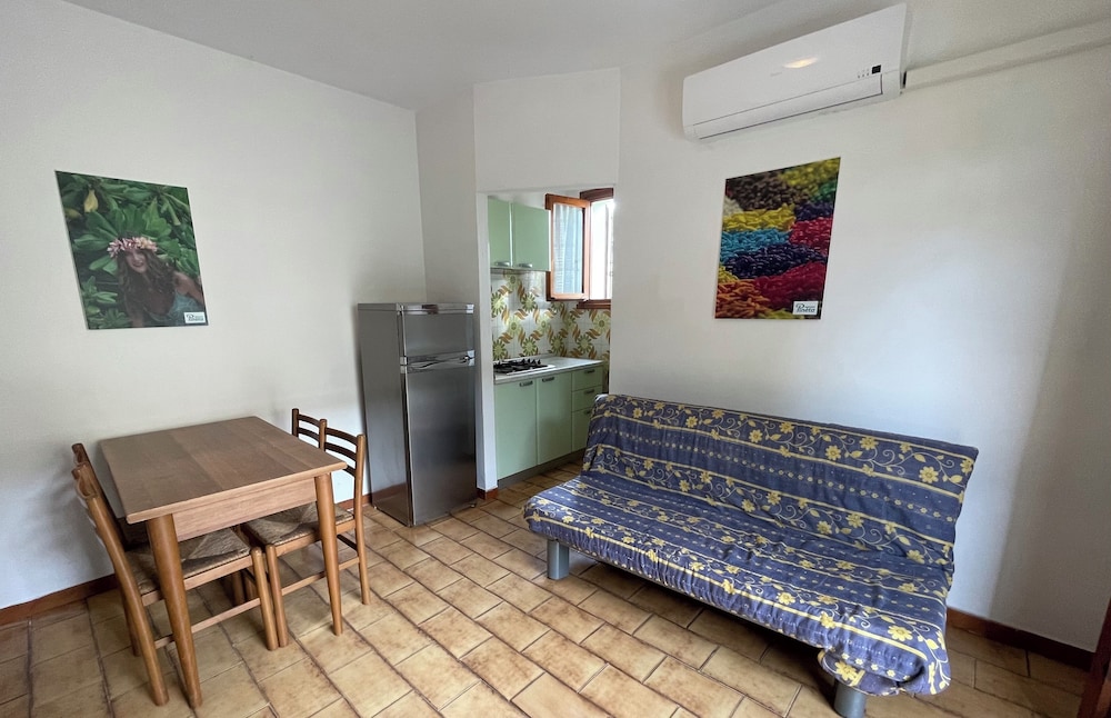 Flat With Shared Garden 200 mt From the sea