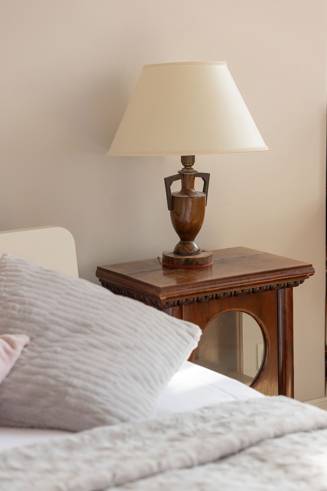 Classic Warsaw by Renters Prestige view 4