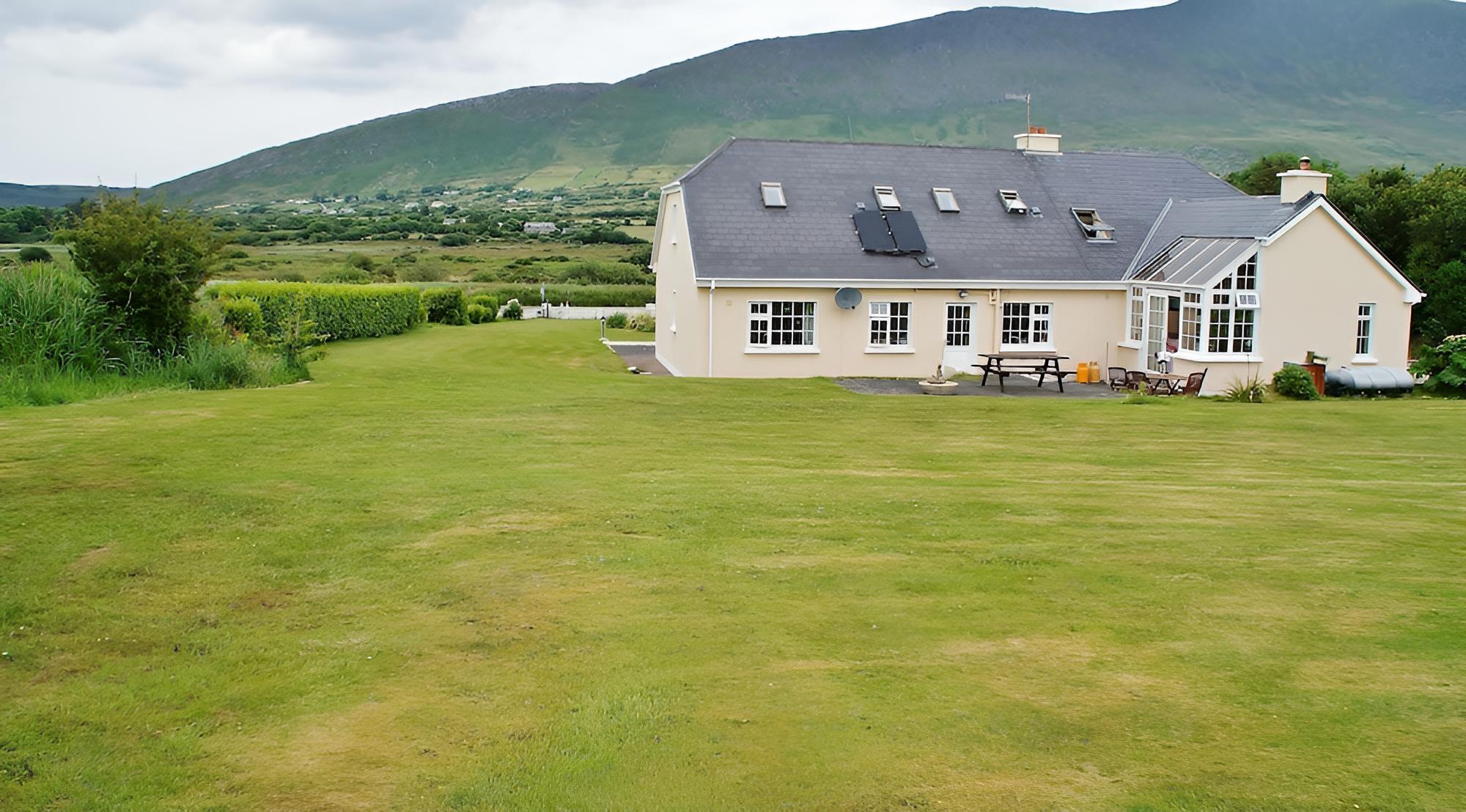 Strand's-End House