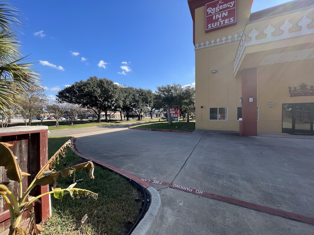Regency INN & Suites view 3