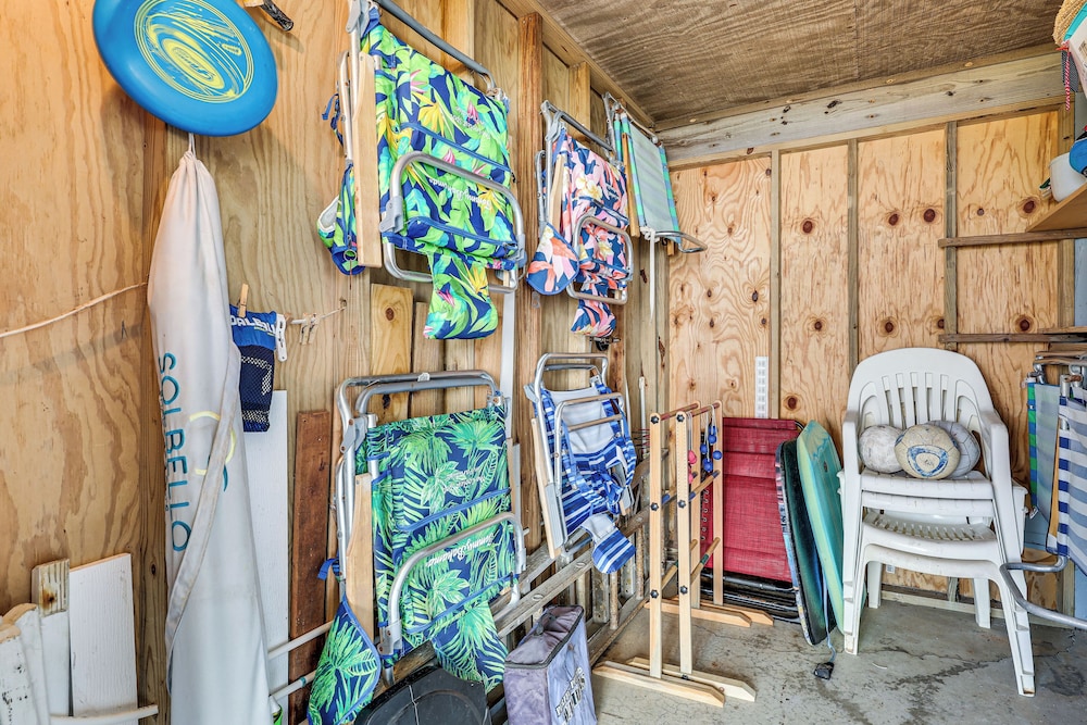Deck & View: Oceanfront Oasis in Oak Island!