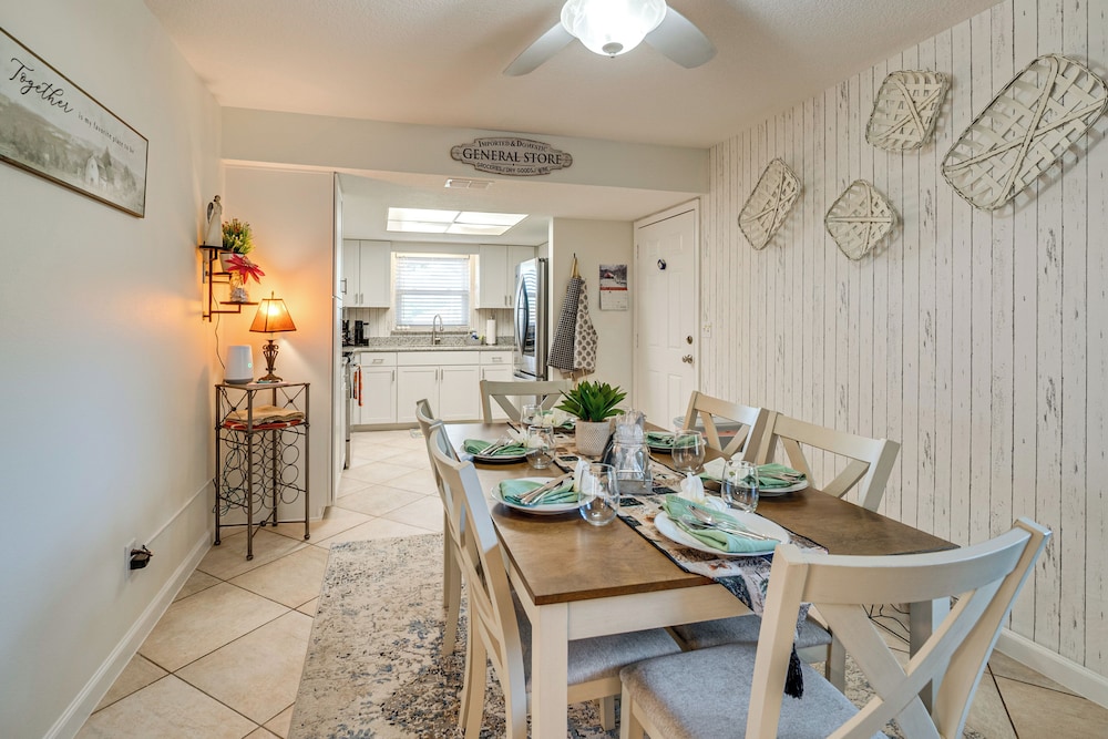 Pet-friendly Home 12 Mi to WEC & Dtwn Ocala!