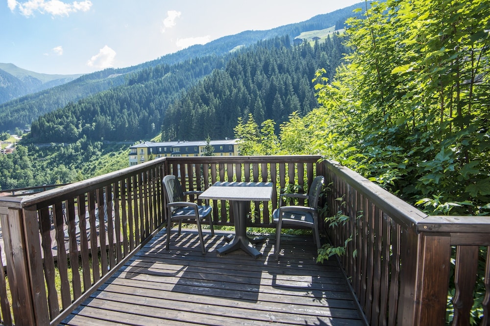 Apartment Bad Gastein Near Ski Lifts