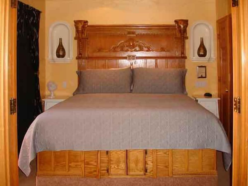 Palm Springs Vacations - Coyote Inn - Property Image 22