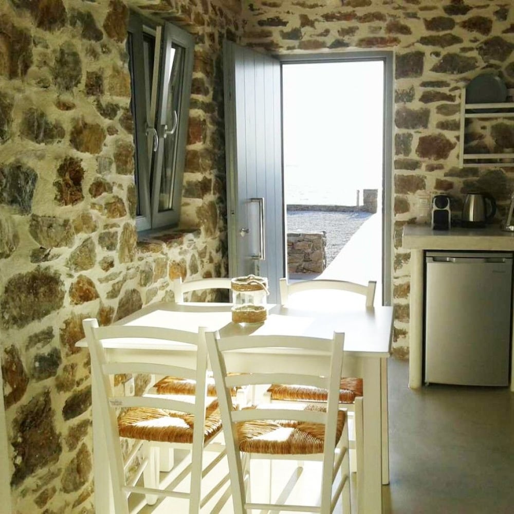 Cape Suites