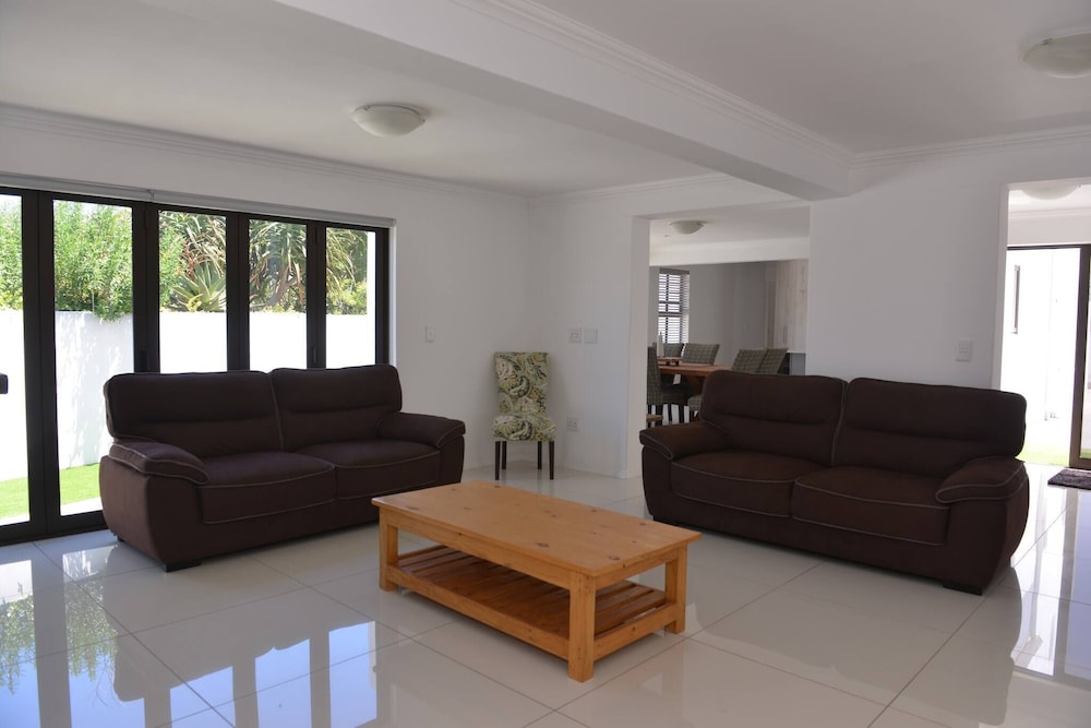 Pelican Cove is a Modern 4-bedroom Holiday Home in Langebaan With Some Sea Views