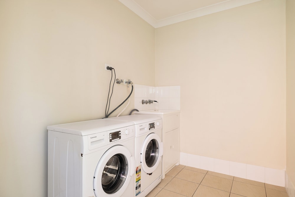 Smart Suites Self Check-in Apartments 12 Stockport
