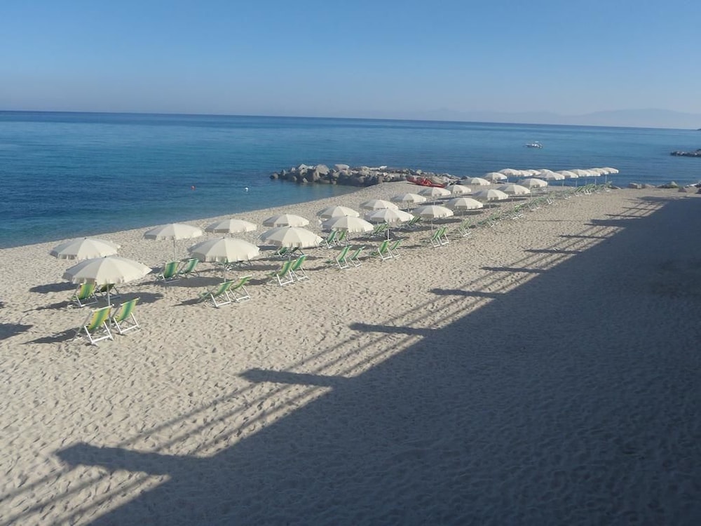 Cala Petrosa Resort