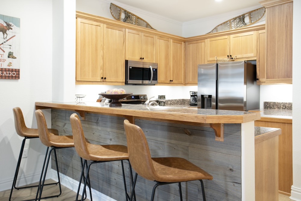 104 Lodge At Brookside 2 Bedroom Condo by RedAwning - Property Image 22