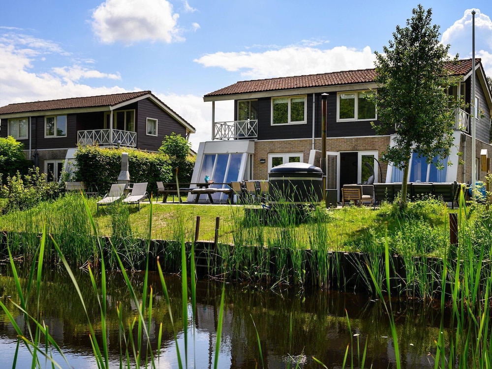 House in Vlagtwedde With Sauna and Hot Tub