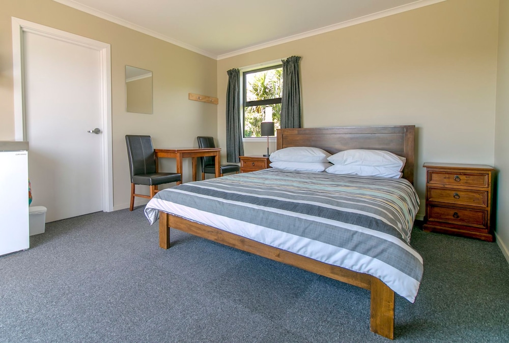 Hokitika Holiday Park