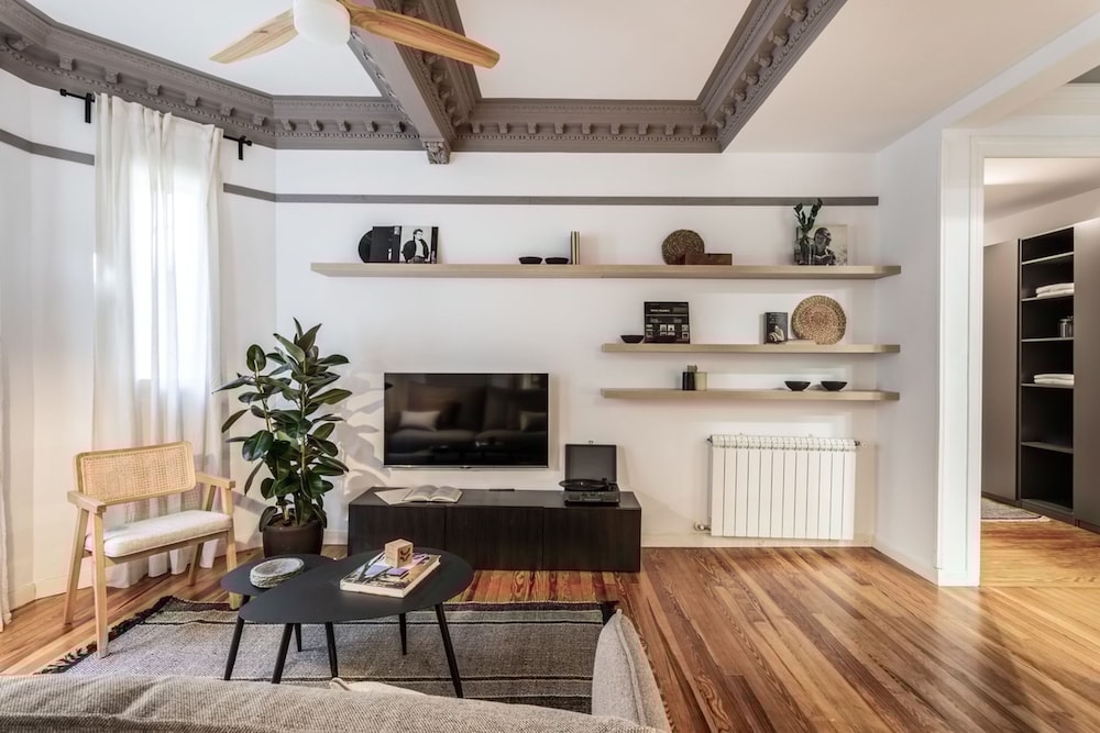 Pino - 3 Bedroom in Chamber