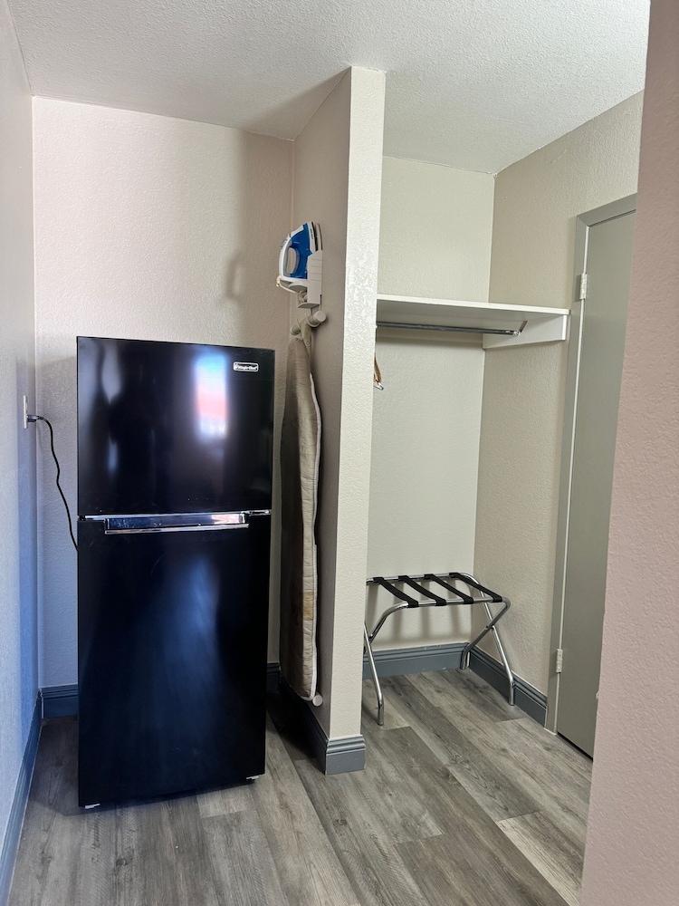 Days Inn by Wyndham Van Horn TX view 5