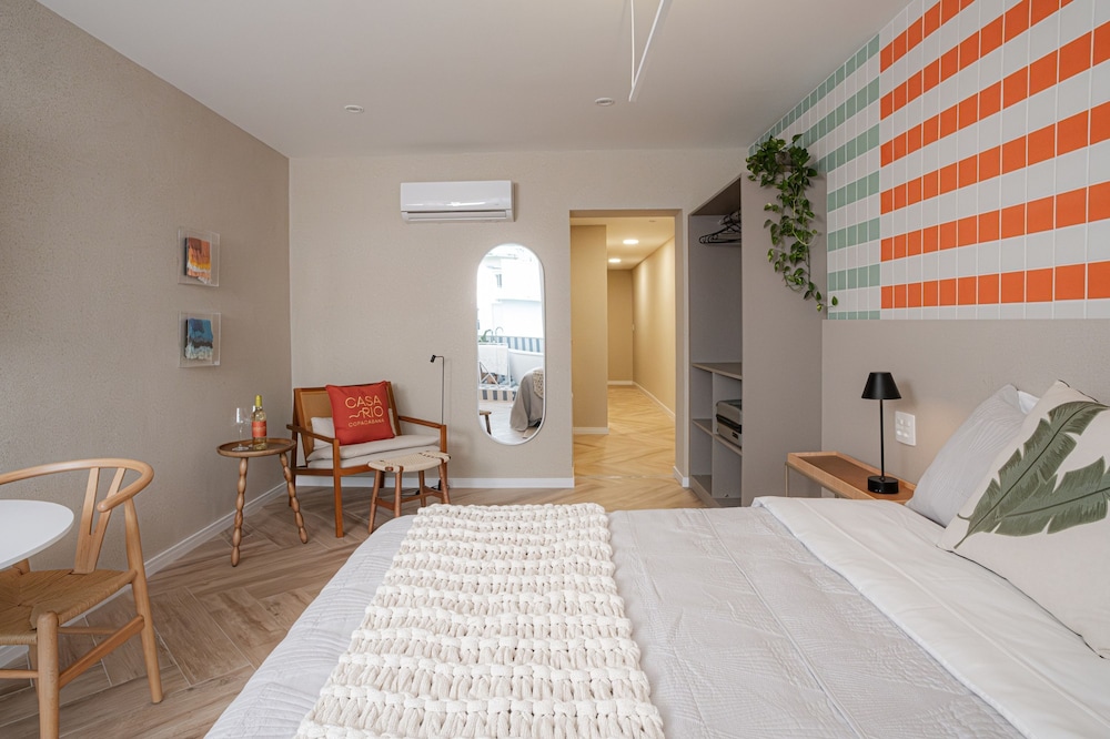 Sea View and Balcony With Bathtub Q18