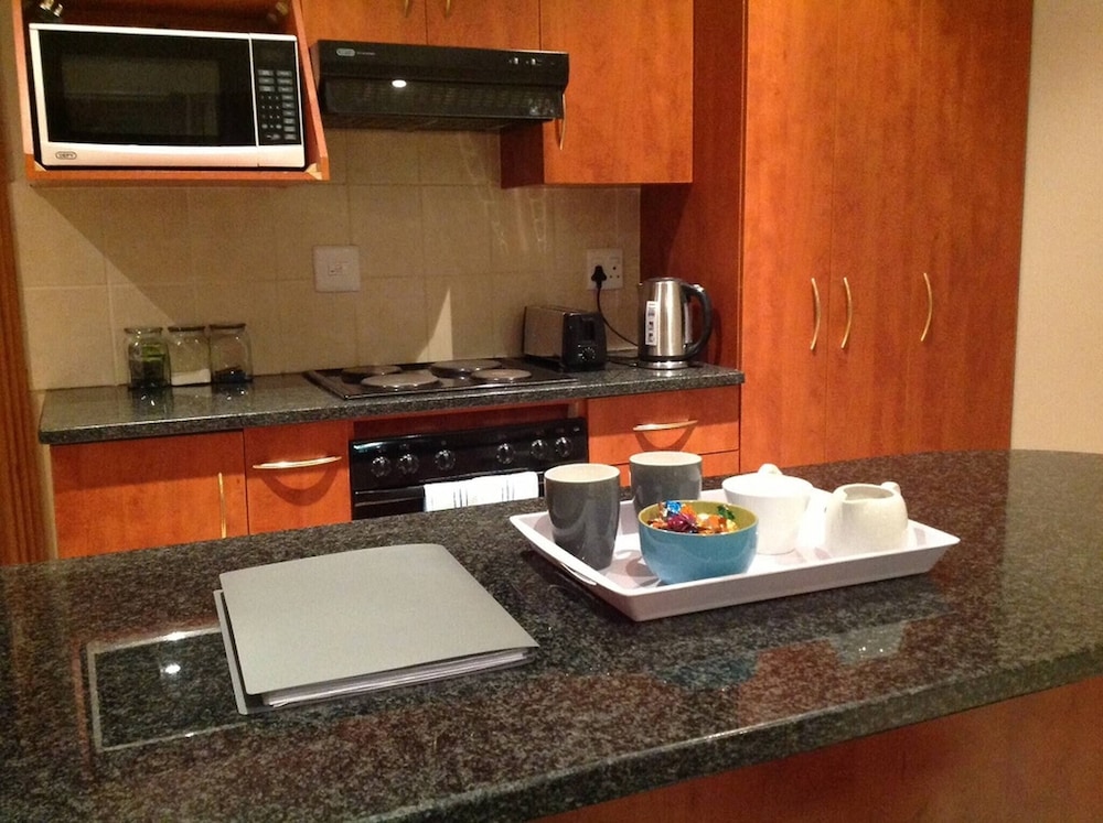 Fully Furnished Monthly Stay in Pentagon Park