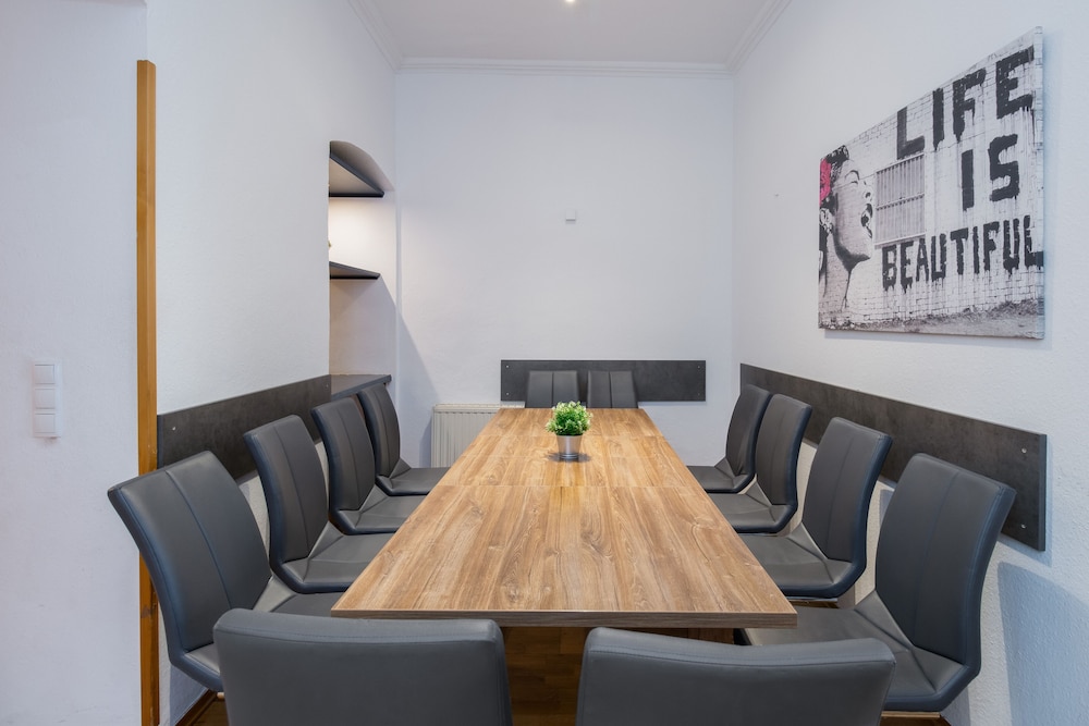 meeting & event spaces