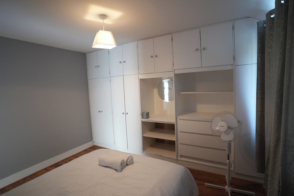 Westwick Gardens Retreat - 4 Bedroom House