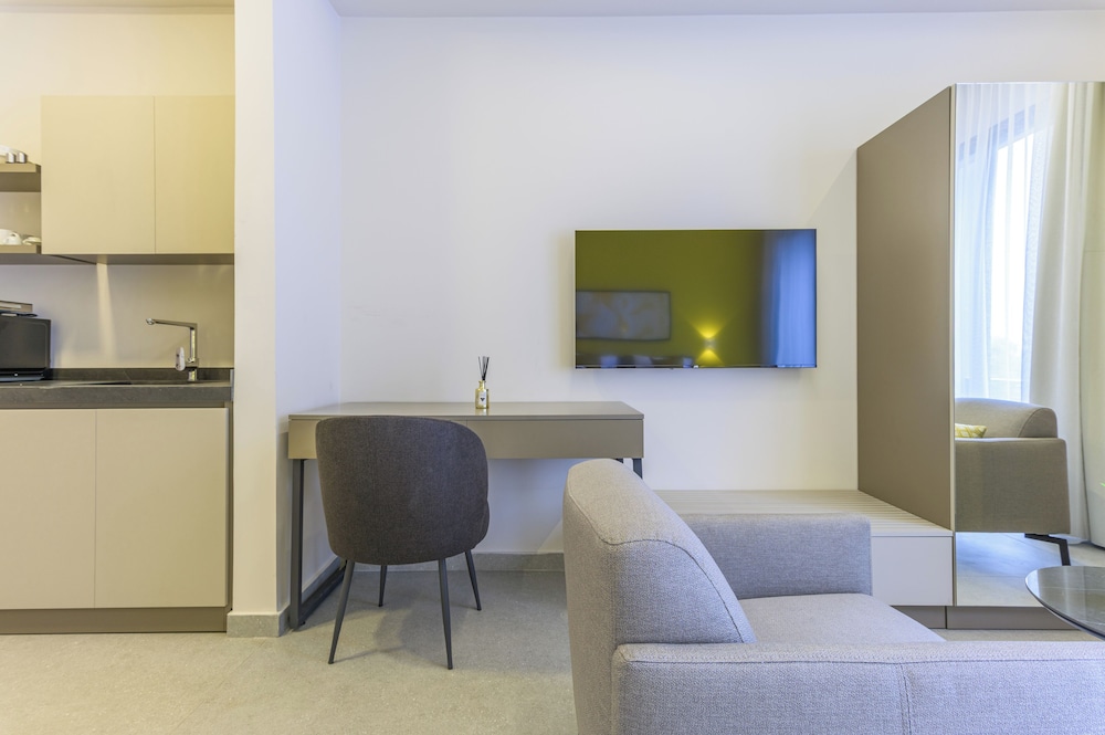 CityZen - Boutique Studios in Achrafieh