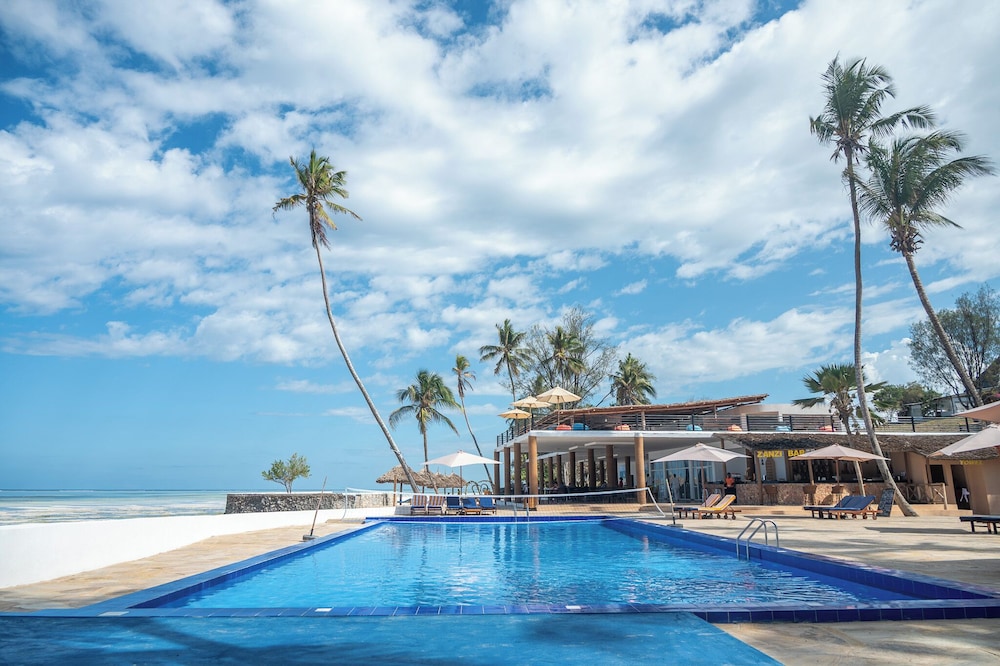 Royal Mandarin Hotel & Resort
