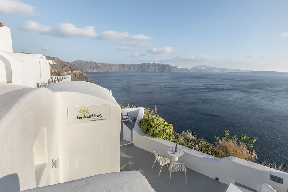 Helianthus Suites photo 2