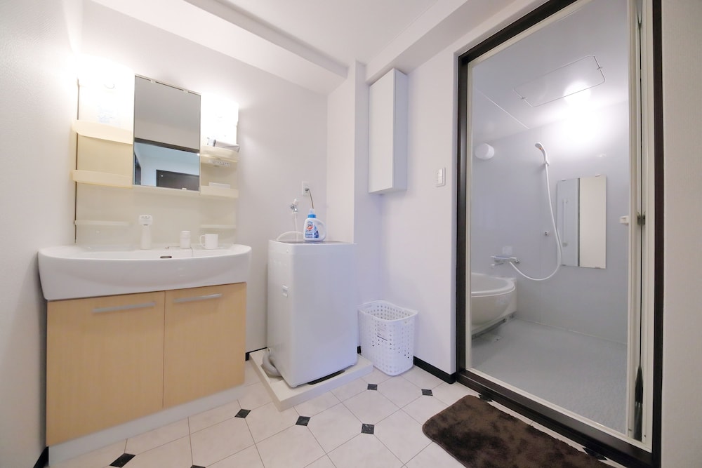 Osaka Namba Rakuraku Hotel