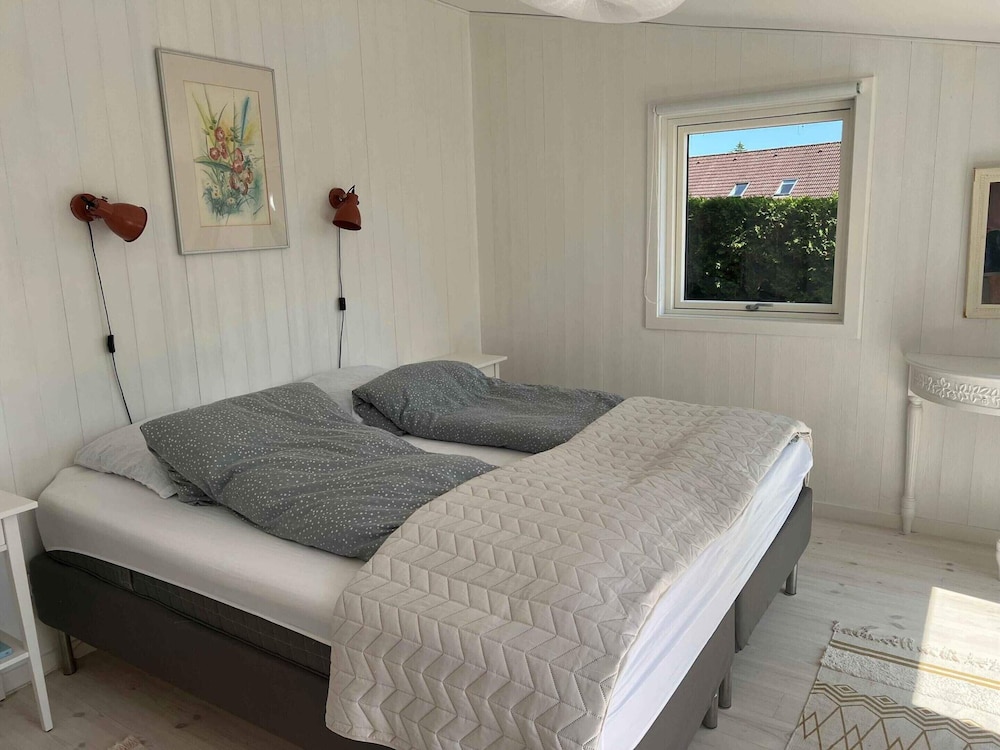 5 Star Holiday Home in Hornbaek