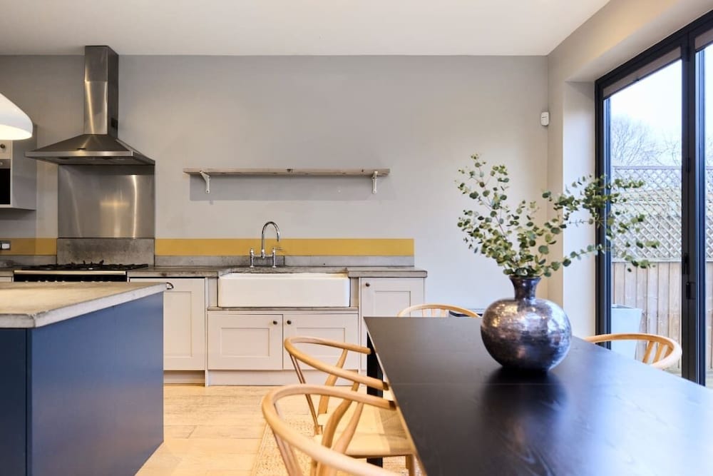 The Harlesden Haven - Stunning 4bdr With Garden