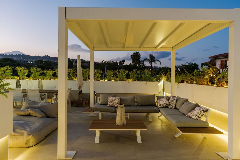 Terrace Jacuzzi - Tropicalia by Wonderful Italy