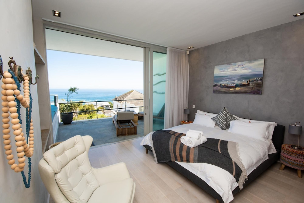 Ethereal 4bed Camps Bay Villa Atlantic Reflection