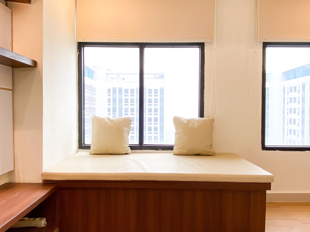 Homey Stay Studio At Pollux Chadstone Apartment view 2