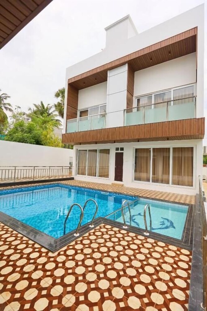 ASJ HOLIDAY VILLA