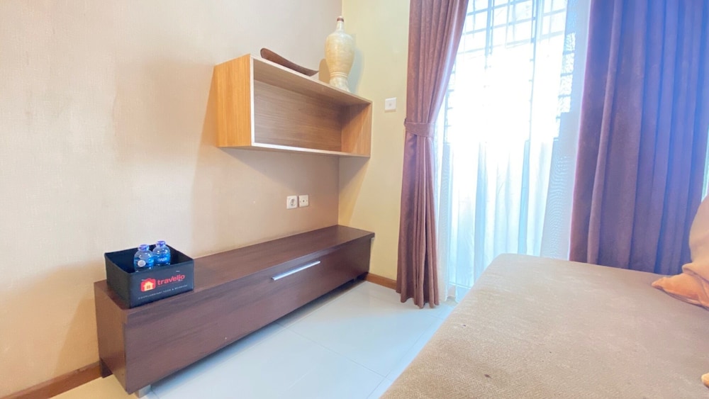 Spacious 1Br Apartment At The Edge Cimahi Bandung