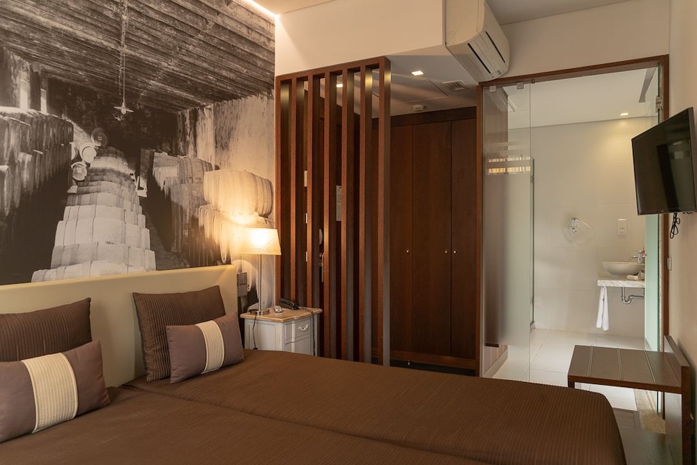 Oca Ribeira do Porto Hotel 8