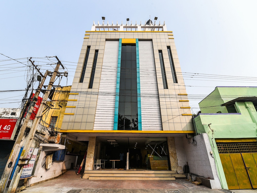 OYO 3229 Balaji Grand view 3